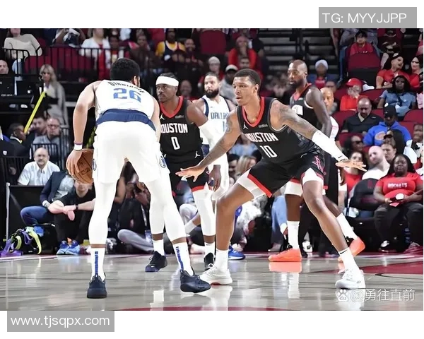 湖人对决火箭豪斯展现实力与团队合作的精彩较量